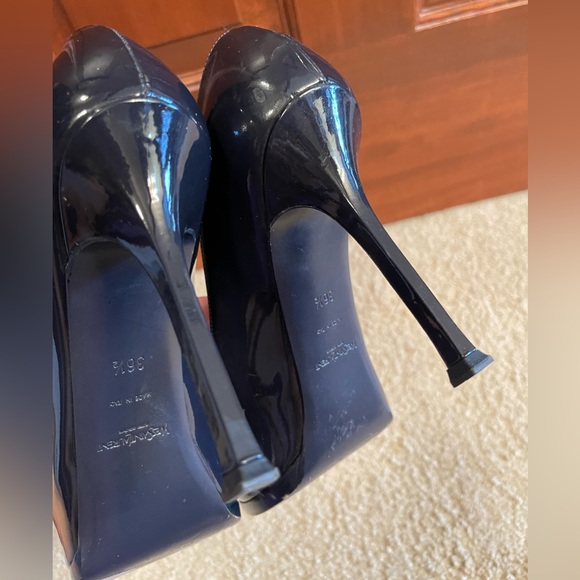 YSL Saint Laurent Tribute Pump - Navy Blue Patent Leather - BEAUTIFUL CONDITION - Picture 3 of 9